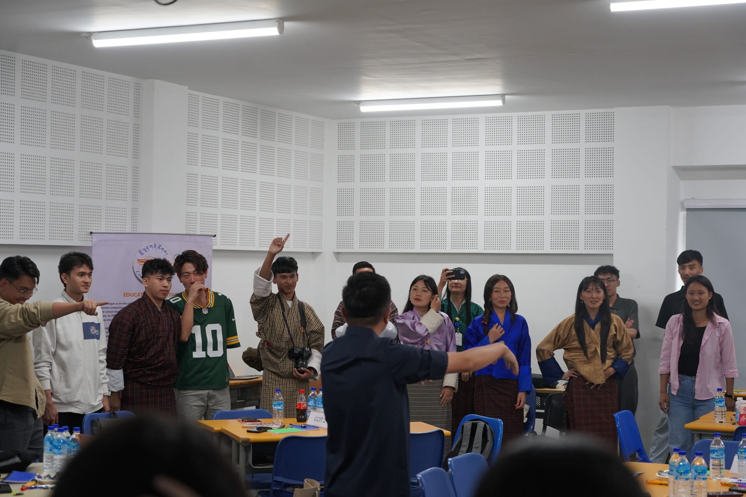 Having an engaging and fun session during digital hackathon